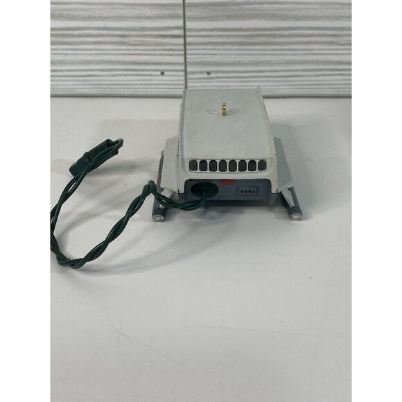 Hallmark 1992 Star Trek Shuttlecraft Galileo Mr. Spock Ornament - QLX7331 - Picture 8 of 11